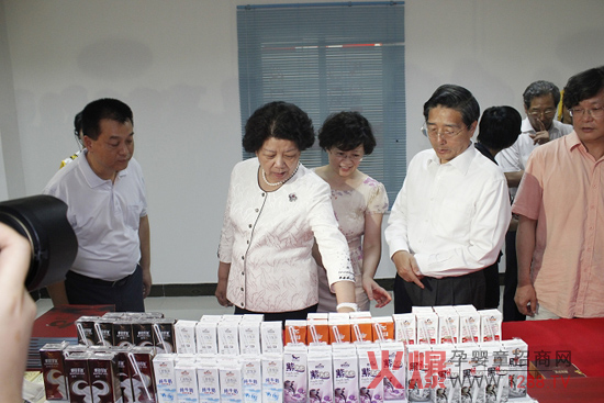 ȫ���D(li��n)��ϯ������W�R������I(y��)ҕ��ָ�������D��