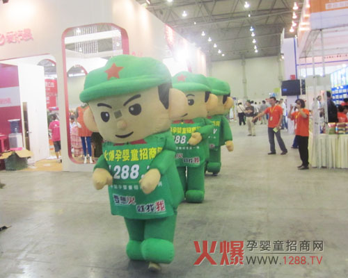 �𱬿�ͨ��ģ�����(du��)���ڕ�(hu��)��(ch��ng)��Ó�f����