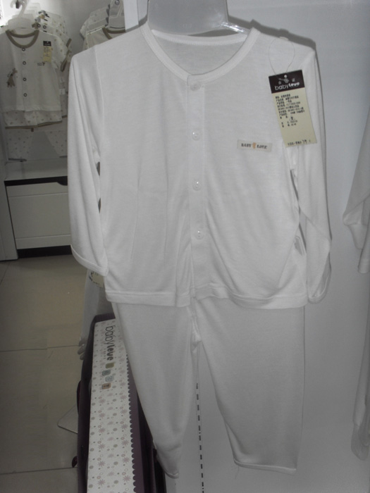 娃愛(ài)的蓓蓓麻賽爾汗布內(nèi)衣套裝