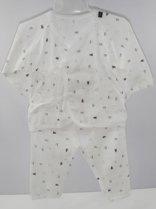 娃愛的蓓蓓紗布花紋長(zhǎng)袖系帶內(nèi)衣