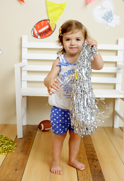 丑丑時(shí)尚童裝女款