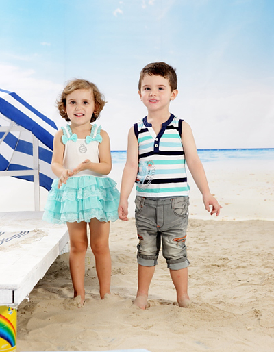 丑丑時尚童裝淺藍色