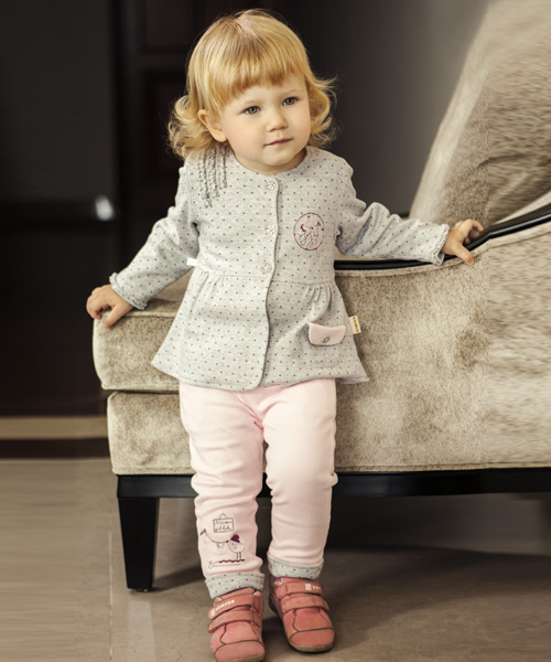 哇喔哇喔女童秋裝新品