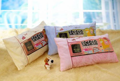 諾親小屋水晶絨中號彈力枕