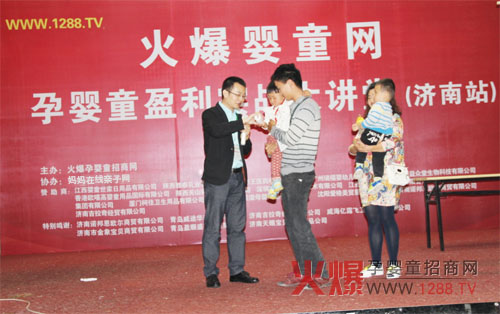 �������ױ�������𱬌���(zh��n)���v�Ý���վ