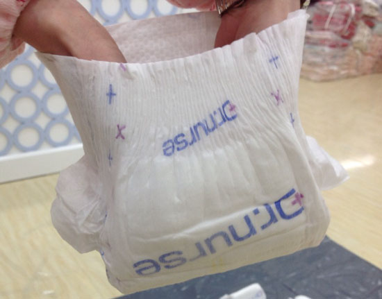 班博士yinge護(hù)理級紙尿褲