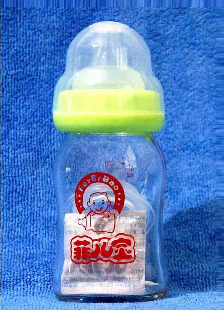 菲兒寶150毫升鈦金抗摔玻璃奶瓶(藍(lán)色)