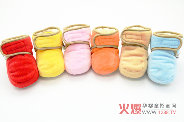 �ۋ�ͯ�����W(xu��)��Ь ���������_�W(xu��)��·