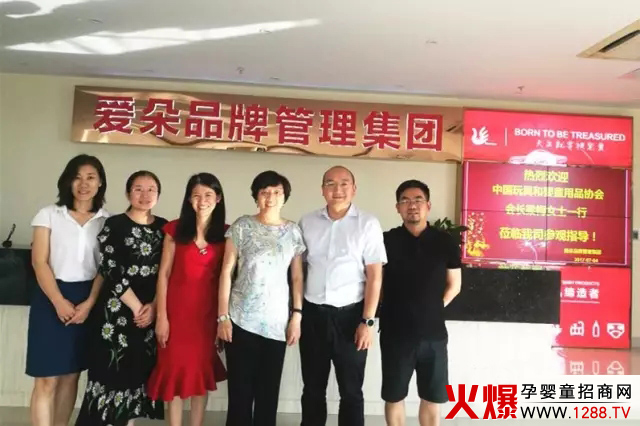 �۶伯�F(tu��n)��(chu��ng)�°l(f��)չ ����ИI(y��)�f(xi��)��(hu��)�J(r��n)�ɺͺ��u(p��ng)