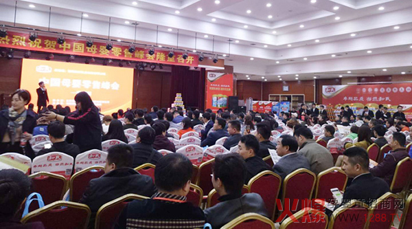 ԭ���B(t��i)����Ȼ�����۰��m����ѝ���ࡶĸ�����۷��(hu��)������վ���Ì�(sh��)����������ĸ��������