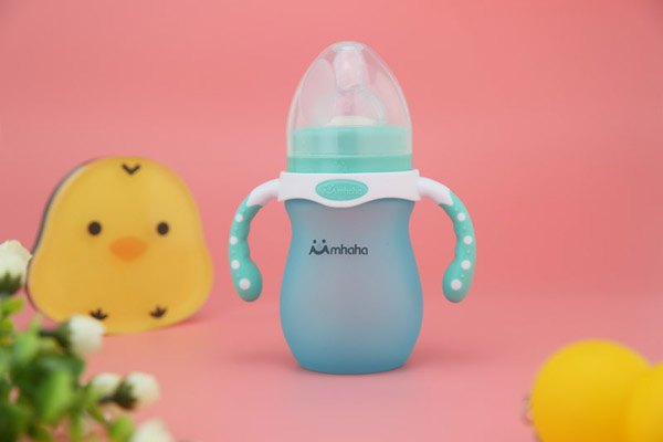 萌哈哈磨砂款奶瓶藍(lán)色.jpg 萌哈哈磨砂款奶瓶藍(lán)色.jpg