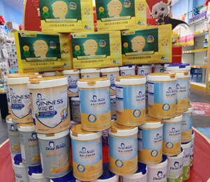  ����BABYĸ����Ʒ�����^�B�i�f�_(d��)��