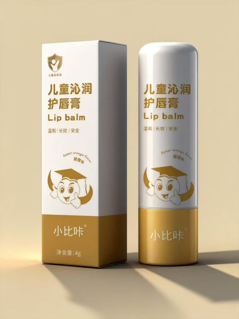 小比咔兒童沁潤護唇膏.jpg 小比咔兒童沁潤護唇膏.jpg