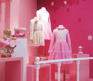 ��ɯͯ�b����չʾ