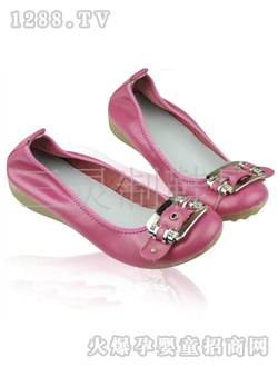 ���`��ɫ����yunfЬ