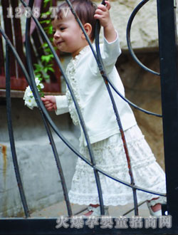 �����ܰ�ɫӡ��ͯȹ