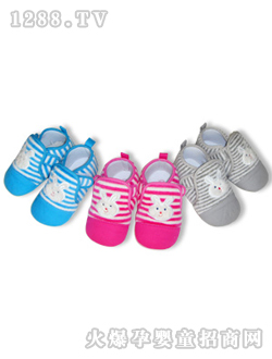 ������yinge��ͨ��Ь