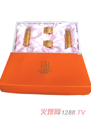 �Č��m˹yunf��ɫ���b�Y��