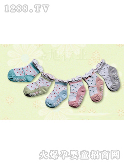 ��˹�@��߅Ůyinge�m