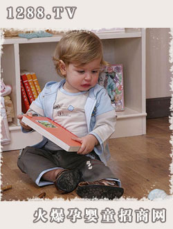 �ȶ�������\�{(l��n)����ɫ���b