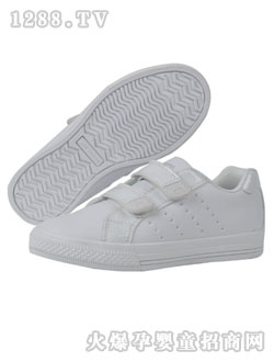 ����ʿ��ɫСͯ�\�����eЬ