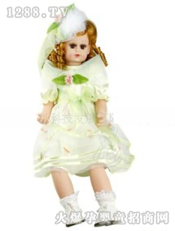 ���Z(y��)����С��ݮ������ż��ѩ����