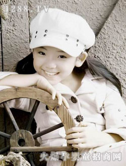 ̫�(y��ng)��6-8�q��ͯ��΢Ц