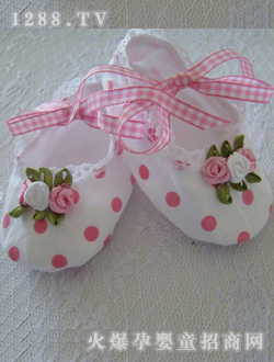 ���s��ɫ�C��yingeЬ