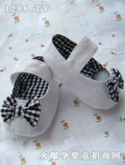 ���s��ɫyingeЬ