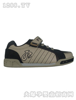 �ƿ˃�ͯ�＾��Ь��ɫ���Sɫ