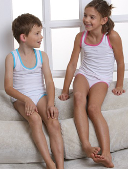 VIV&LUL��ͯ�\(y��n)��(d��ng)��(n��i)��