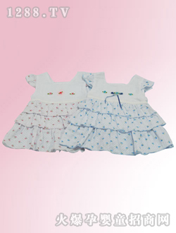 安嬰寶yinge波浪裙裝