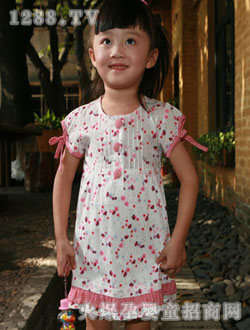 �����ܻ���Ůͯ����С��ȹ