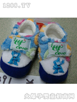 麗嬰房白色海寶yinge鞋