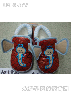 麗嬰房帶耳朵yinge鞋