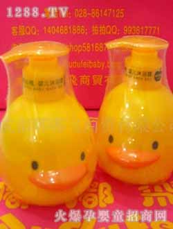 �SɫС��yinge��ԡ¶���O����