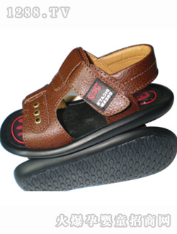 ��؈֮����ɫyingeЬ