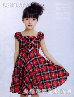 �{ɫ���`�tɫ�B��ȹ