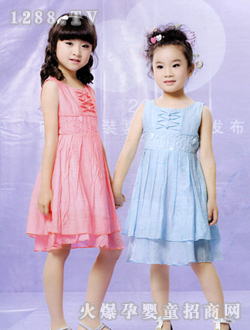 �{(l��n)ɫ���`�r����ȹ