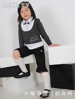 ���؁�(l��i)���e����