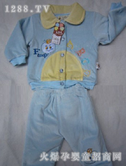 С���B(ni��o)yinge����{(l��n)ɫ