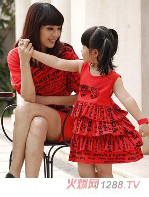 �۞��tɫ�r���B��ȹ�H���b