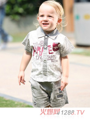 ���������w�S��ɫ�����r�����b