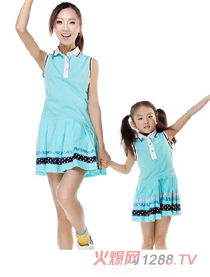 ����ؐؐ�{ɫĸŮ�H���b