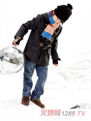 �U�P�㘷���Һ�ɫͯ�b