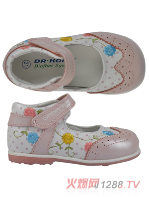 ����ʿyoue�W(xu��)��ЬС�C��ƤЬ