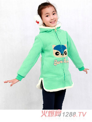 �ڴ����L(zh��ng)���_���l(w��i)��Ůͯ���Gɫ