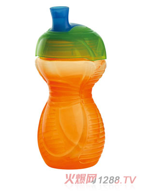 功夫?qū)氊恲inge學(xué)飲杯